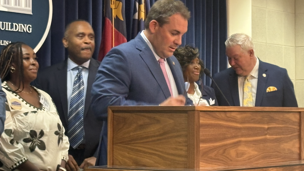 Rep. John Bell (R‑Wayne) proposed bipartisan legislation on Wednesday aimed at expanding affordable housing across North Carolina.