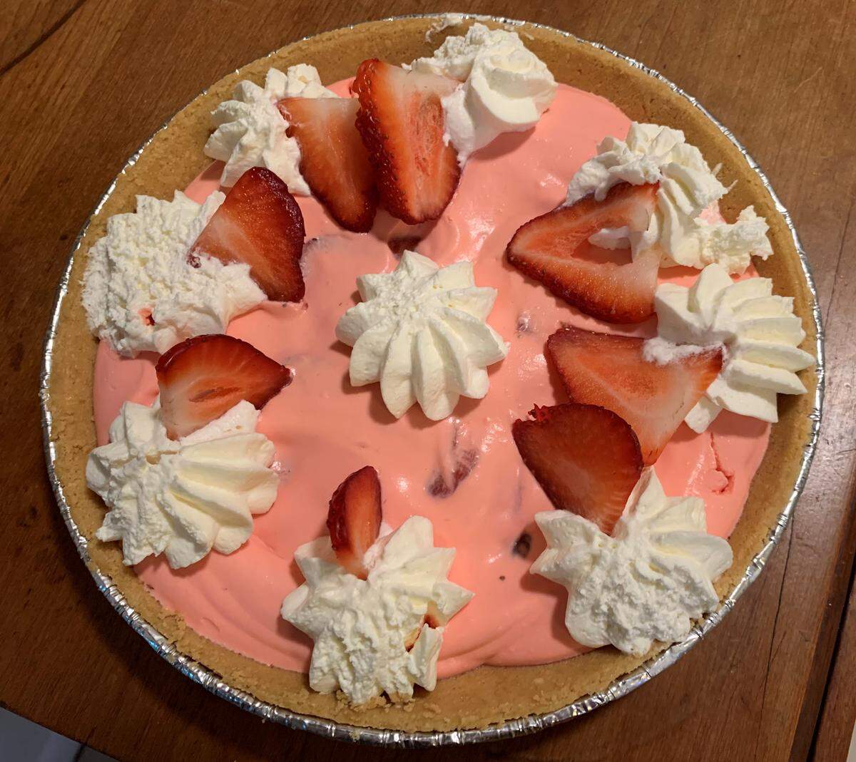 Chef’s Palette is now offering family meals. Served in ample portion for four hearty appetites, the meals are divided into two categories, each with a variety of options. A strawberry cream pie (yes, a whole pie, for $10) reminiscent of bygone potluck suppers brought the meal to a sweetly nostalgic conclusion.
