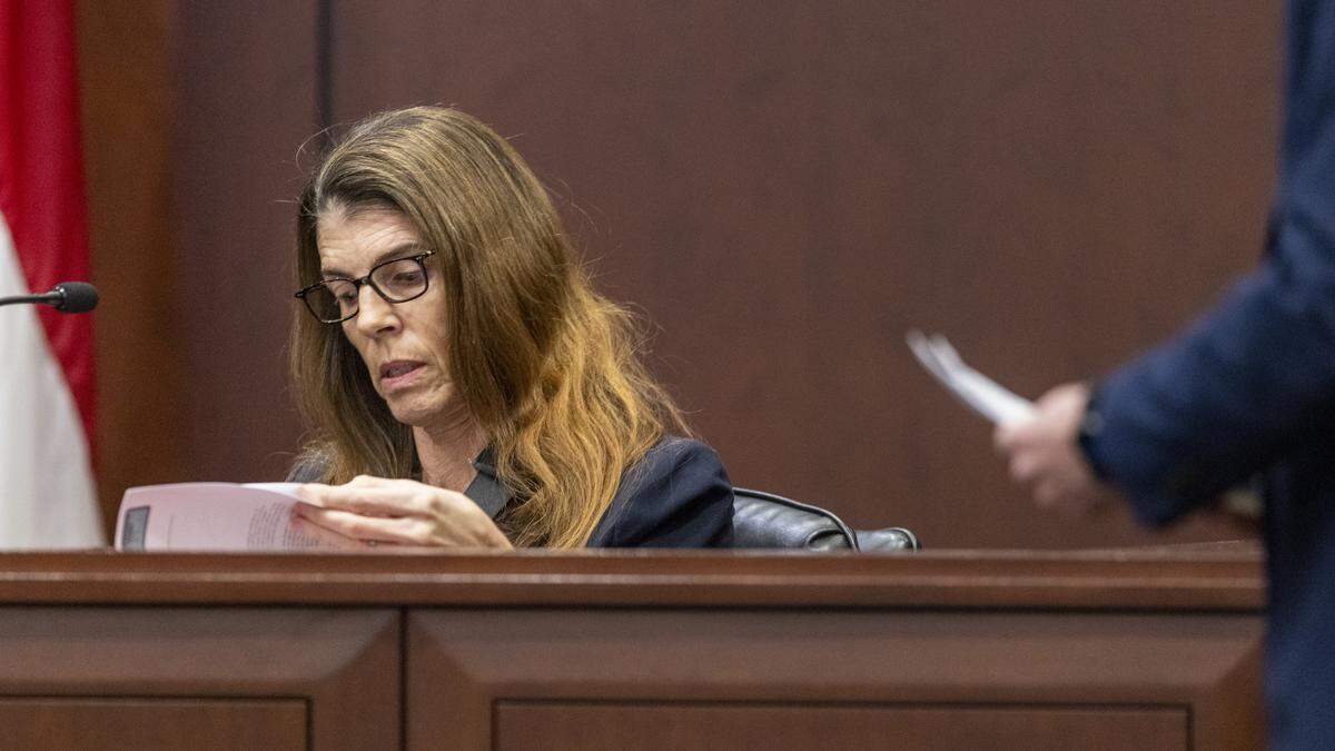 Forensic psychologist Jennifer Sapia testifies during a sentencing hearing for Austin Thompson in Wake County Superior Court on Thursday. Thompson, 18, pleaded guilty to the 2022 mass shooting in Raleigh's Hedingham neighborhood that killed five people when he was 15.
