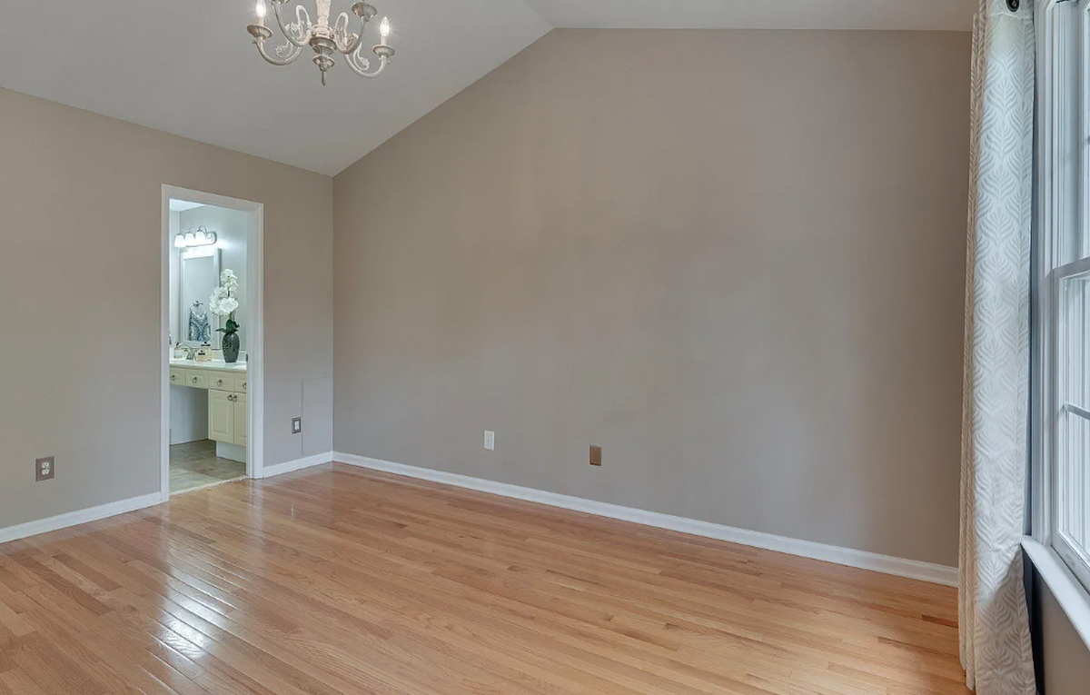 3 Lake Hill Dr, Durham, 27713
