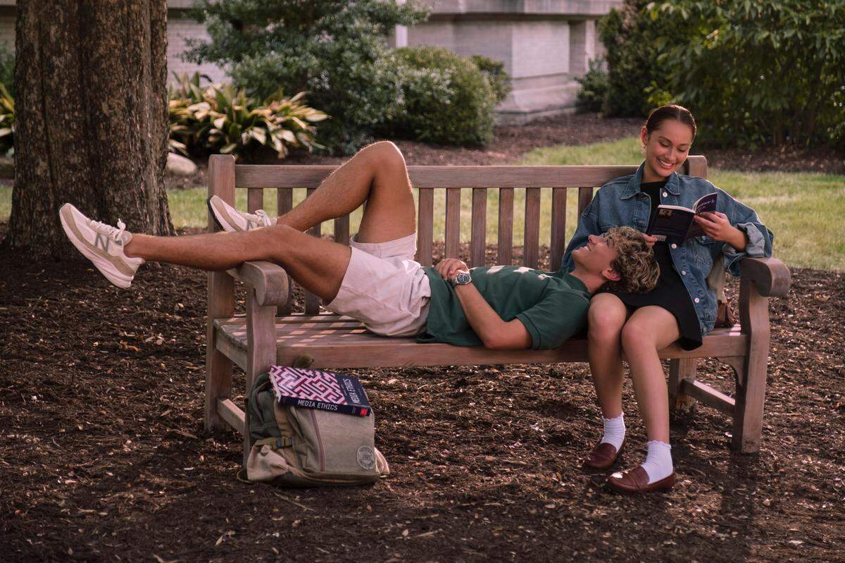 Jeremiah (Gavin Casalegno) and Belly (Lola Tung) in “The Summer I Turned Pretty.”
