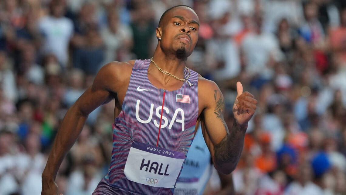 Quincy Hall cruises to 400 semifinal win in Paris as former Gamecock chases Olympic gold