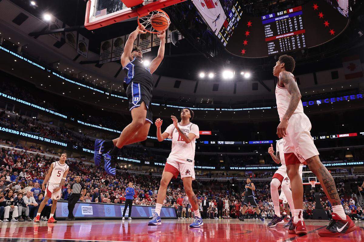 Duke’s Cameron Boozer dunks against the Arkansas Razorbacks, November 27, 2025 in Chicago, Illinois. (Photo by Michael Reaves/Getty Images)