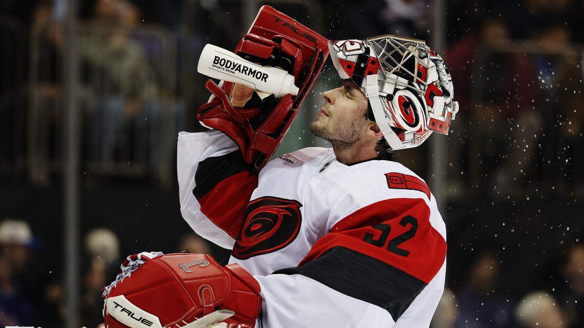 Pyotr Kochetkov of the Carolina Hurricanes drinks water during the second period against the New York Rangers at Madison Square Garden on Nov. 4, 2025 in New York City. Kochetkov stopped 19 of 22 shots Saturday in a 6-3 win over Buffalo.