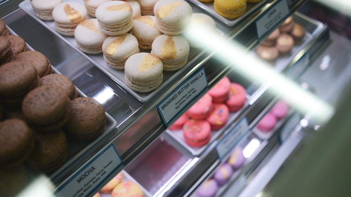 Little Blue Bakehouse opened in Raleigh as the city’s first all-dessert mini food hall. The Bakehouse is owned by Little Blue Macaron owners Allison and Carl Vick, whose case of macarons offer bold and subtle flavors and vibrant colors.