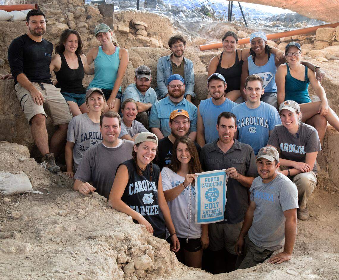 Left to right:Bottom row: Kirstyn Waller, Stephanie Grant, Joshua SandersSecond row: Matthew Grey, David Culclasure, Bradley Erickson, Jocelyn BurneyThird row: MaryRachel Bulkeley, Jodi Magness, Brian Coussens, Timothy Walker, Bryan BozungTop row: Josue Menjivar, Megan Hynek, Olivia Petrocella, Bryan Towers, Jesse Elovitz, Julia (Rosa) Snyder, Staisha Glenn, Averyl (Avivi) Edwards