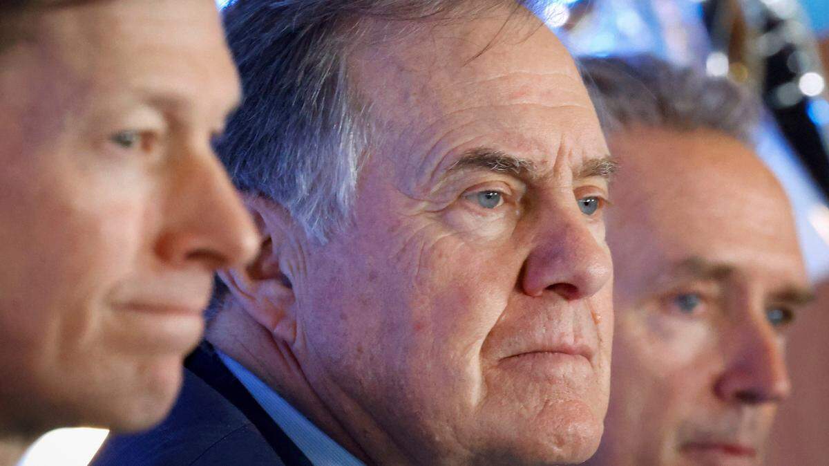 Instead of game-planning for Super Bowls, Bill Belichick now wooing recruits to UNC