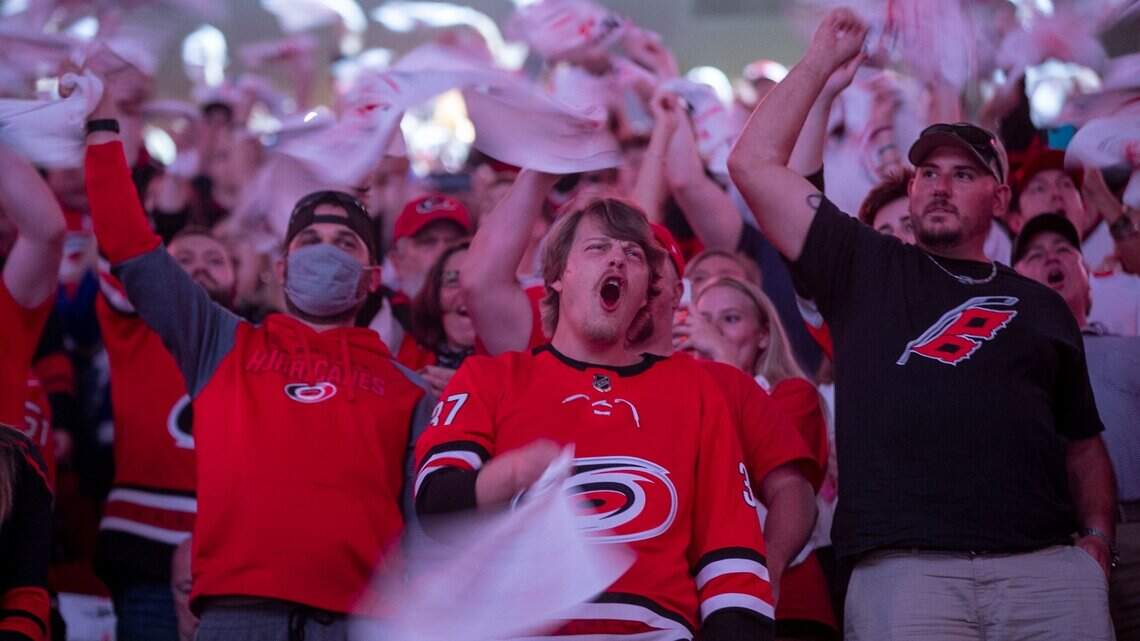 The Hurricanes fizzled in the second round, but they deserved the closing cheer