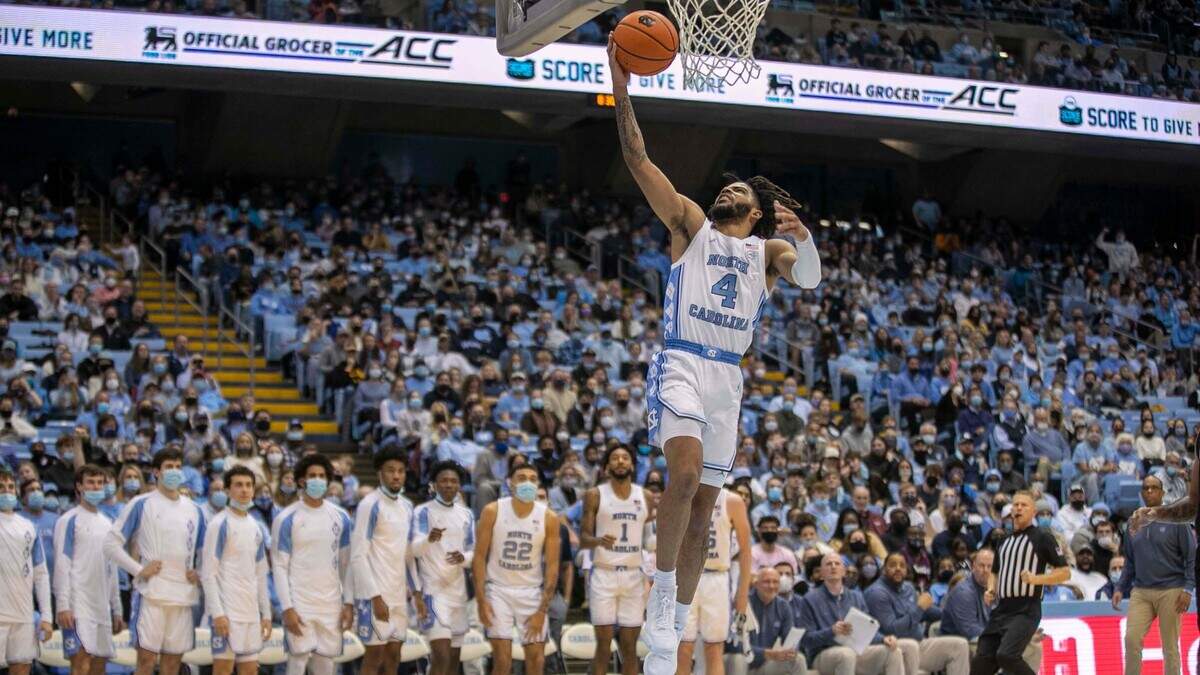 North Carolina R.J. Davis (4) drives to the basket in the second half Appalachian State on Tuesday, December 21, 2021 at the Smith Center in Chapel Hill, N.C. Davis scored 15 points in the Tar Heels’ victory.