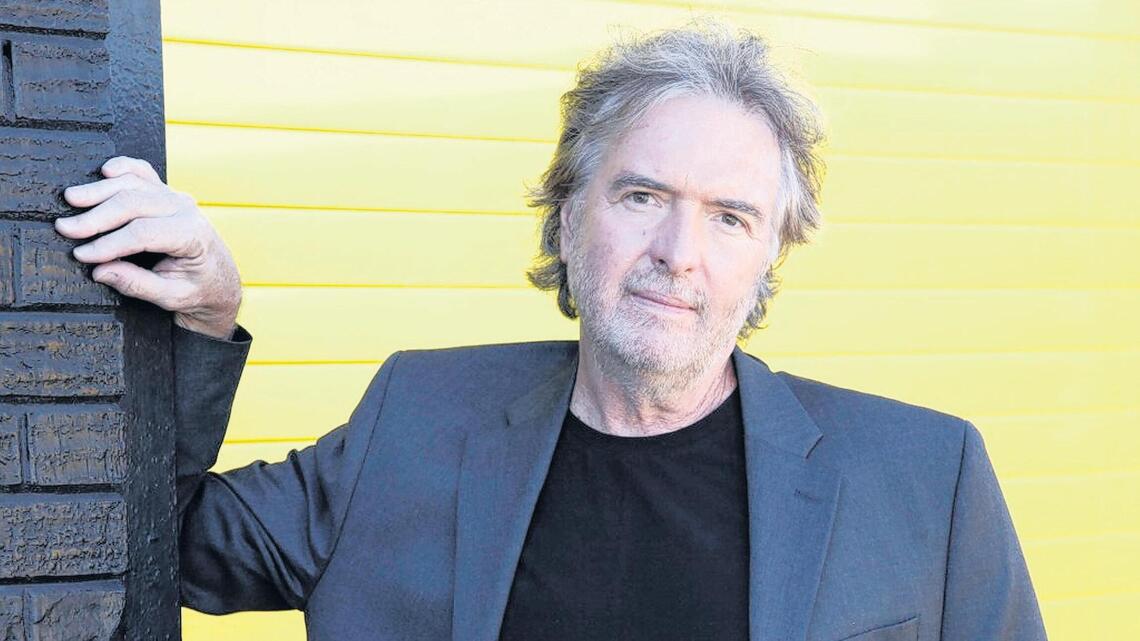 Charles Frazier successfully returns to the Civil War with 'Varinia'