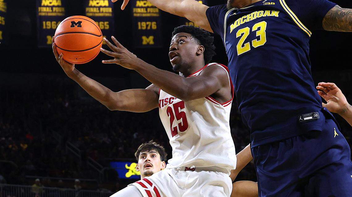 Transfer guard John Blackwell to play for Duke, not enter NBA draft