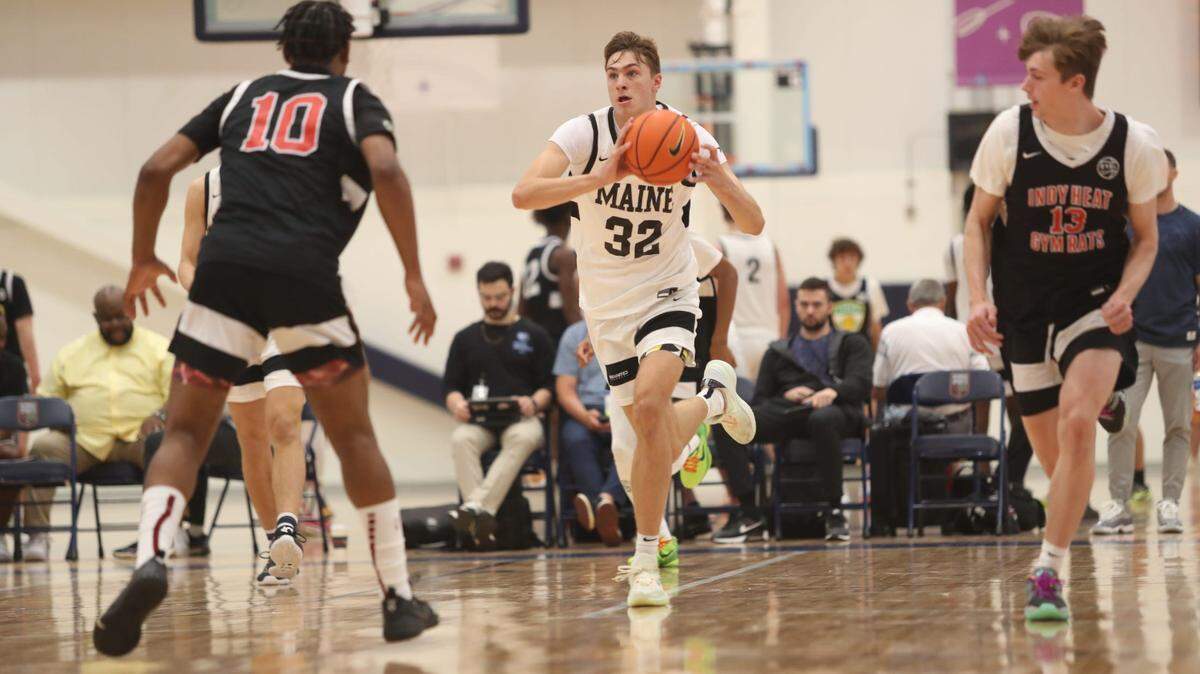 Maine United’s Cooper Flagg looks to make a pass during a fast break against Team Indy Head during the Nike EYBL Session 4 on May 27, 2023 at Memphis Sports and Events Center in Memphis, Tenn.
