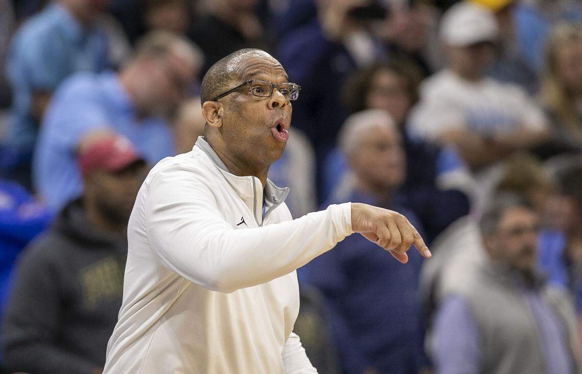 North Carolina coach Hubert Davis directs his players on offense in the second half against UCLA on Friday, March 25, 2022 during the NCAA East Regional semi-final at Wells Fargo Center in Philadelphia, Pa.