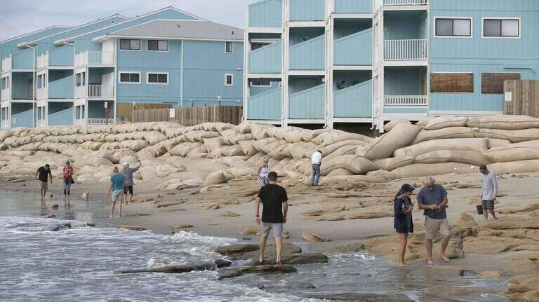 ‘I slept right through it.’ Dorian passes through Wilmington with minor commotion. 