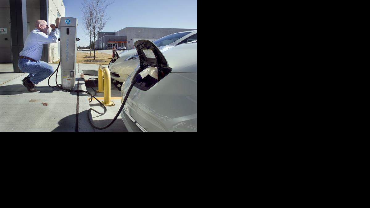 CHARGINGSTATION01-NE-011813-RTW