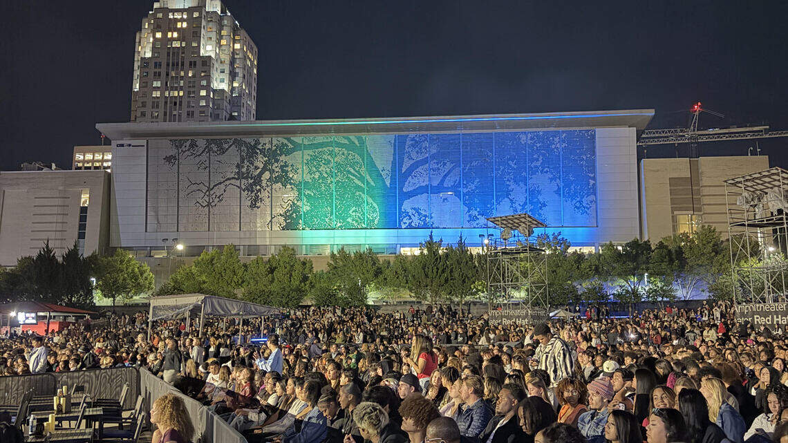 Raleigh bids farewell to Red Hat Amphitheater with final sold-out concert