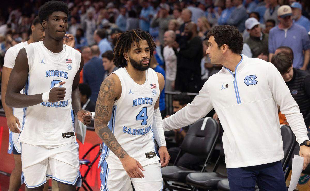 North Carolina guard R.J. Davis (4) leaves the court following the Tar Heels’ 90-84 loss to Florida during the Jumpman Invitational on Tuesday, December 17, 2024 at the Spectrum Center in Charlotte, N.C. Davis lead all scores with 29 points.