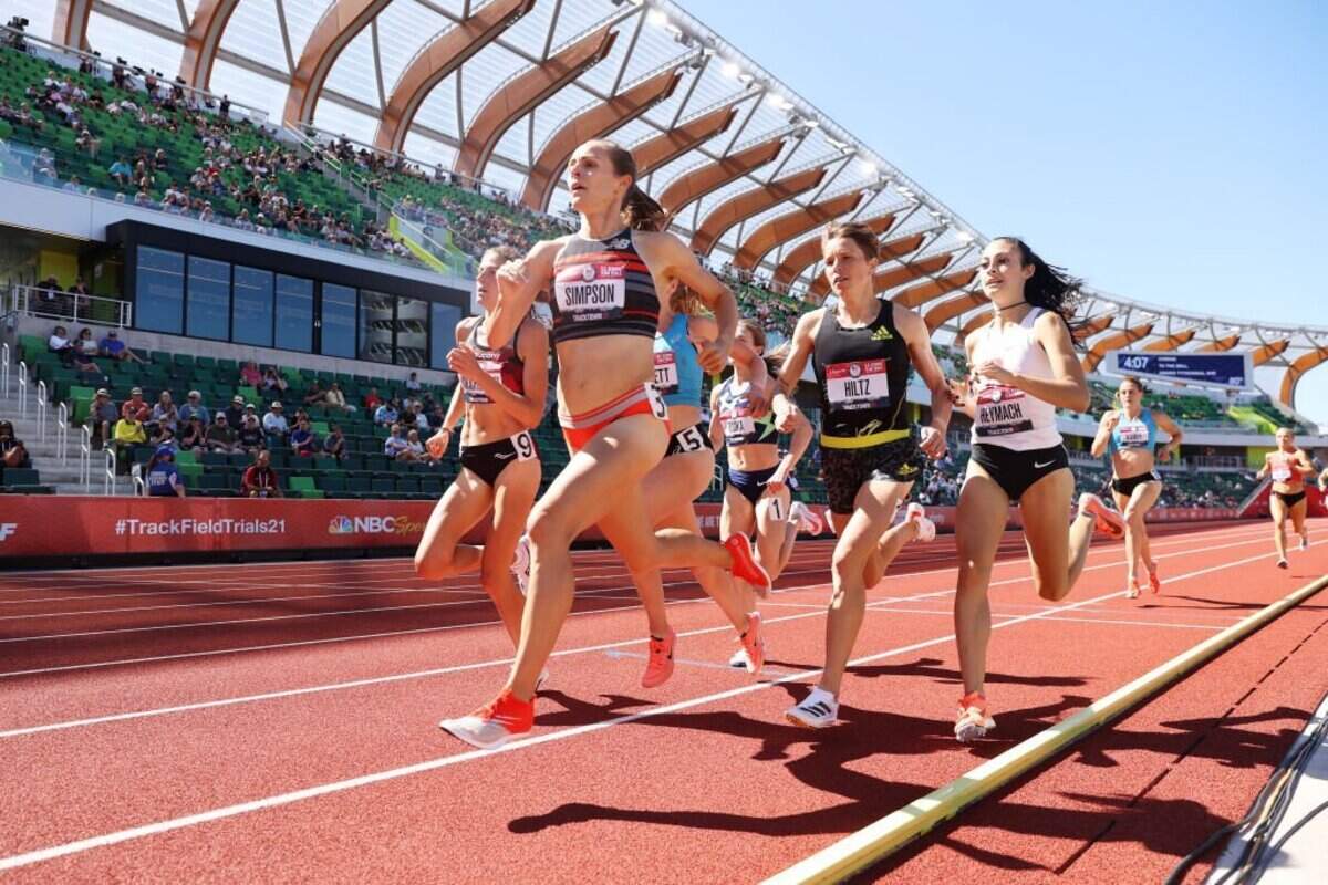EUGENE, OREGON - JUNE 18: Jenny Simpson and Nikki Hiltz run in the Women's 1500 Meter heats during day one of the 2020 U.S. Olympic Track & Field Team Trials at Hayward Field on June 18, 2021 in Eugene, Oregon. (Photo by Andy Lyons/Getty Images)