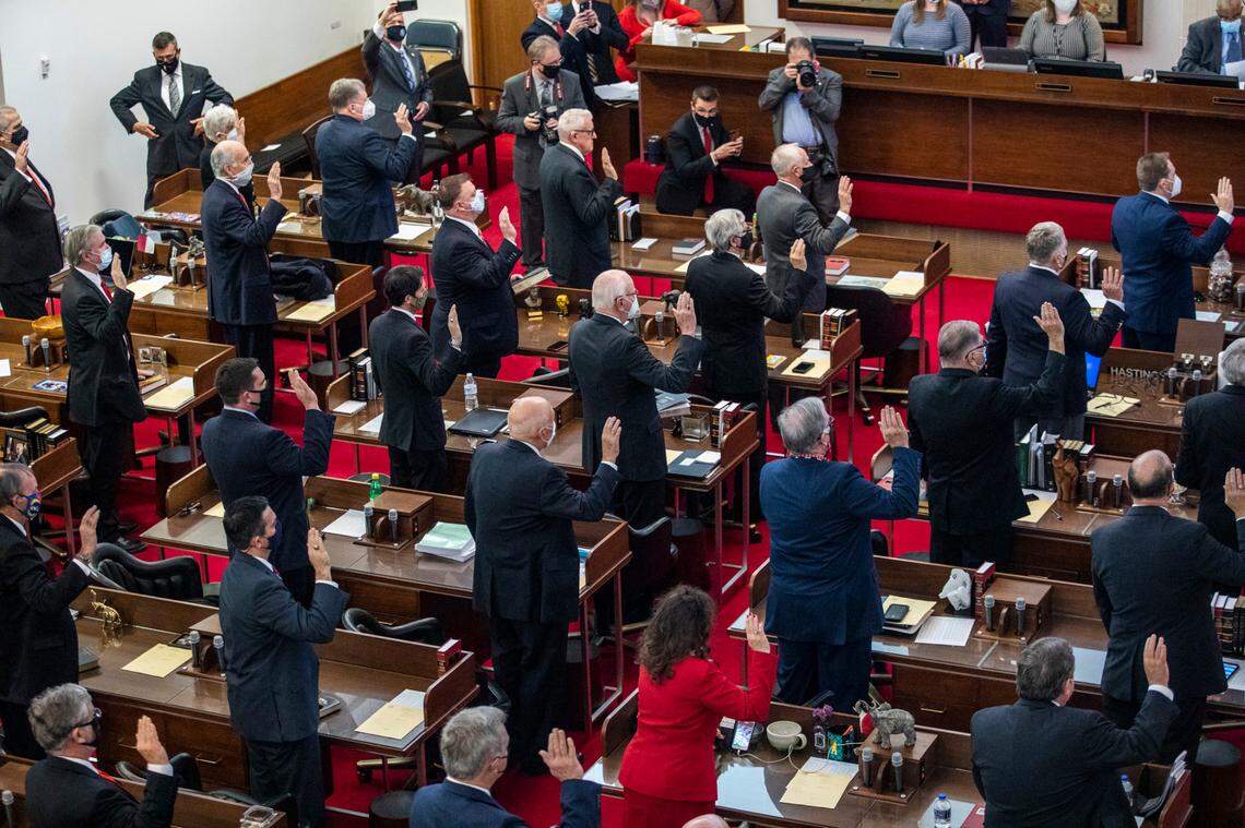 House Representatives take the oath of office in the House chamber Wednesday Jan. 13, 2021 at the North Carolina General Assembly.