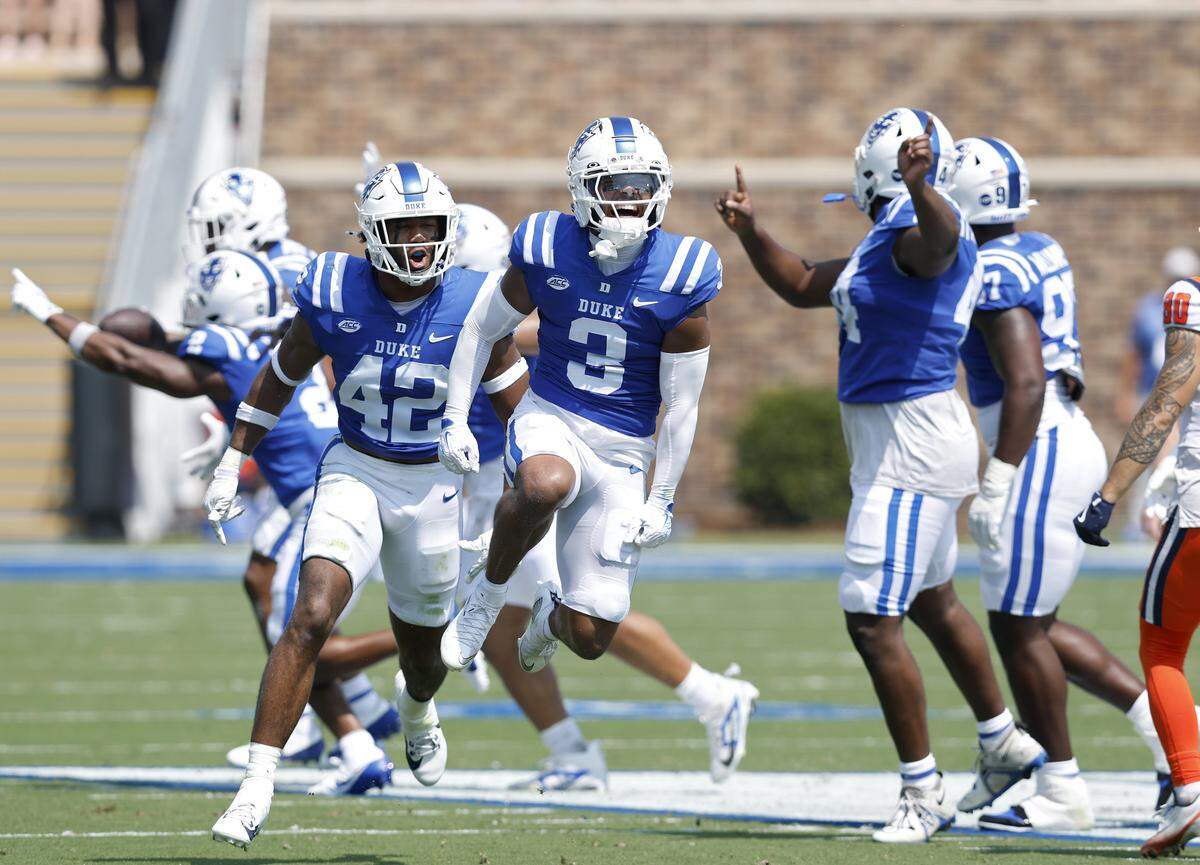 Duke’s Caleb Weaver (3) celebrates following a defensive stop during the first half of the Blue Devils’ game against Illinois on Saturday, Sept. 6, 2025, at Wallace Wade Stadium in Durham, N.C.