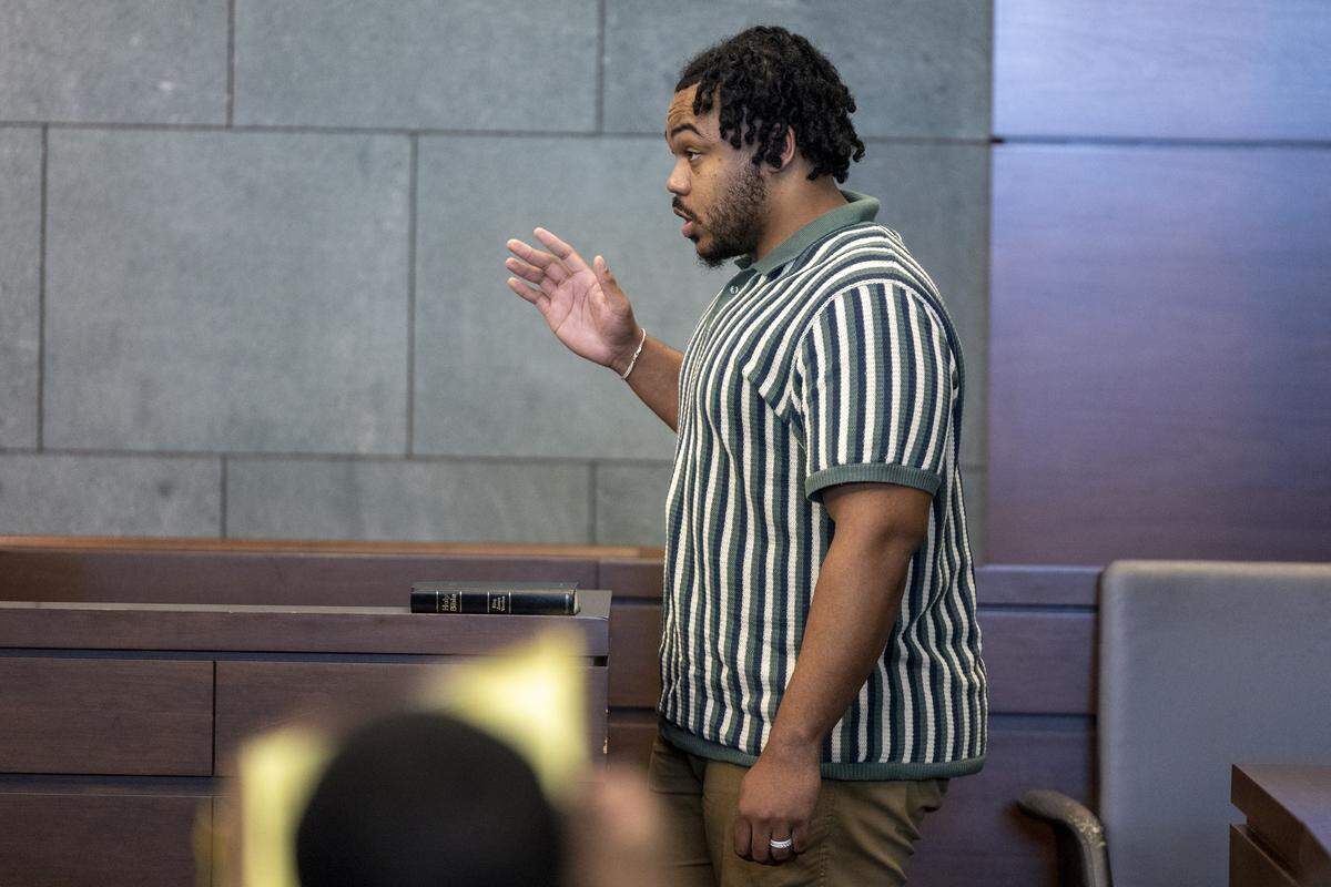 Timothy Montague prepares to testify as a witness in Durham County Superior Court during an alienation of affection lawsuit on Thursday, Nov. 6, 2025. His ex-wife, Akira Montague, sued TikTok personality Brenay Kennard in May 2024, accusing her of having an affair with him, according to the complaint. Akira Montague is seeking more than $3.5 million in damages.