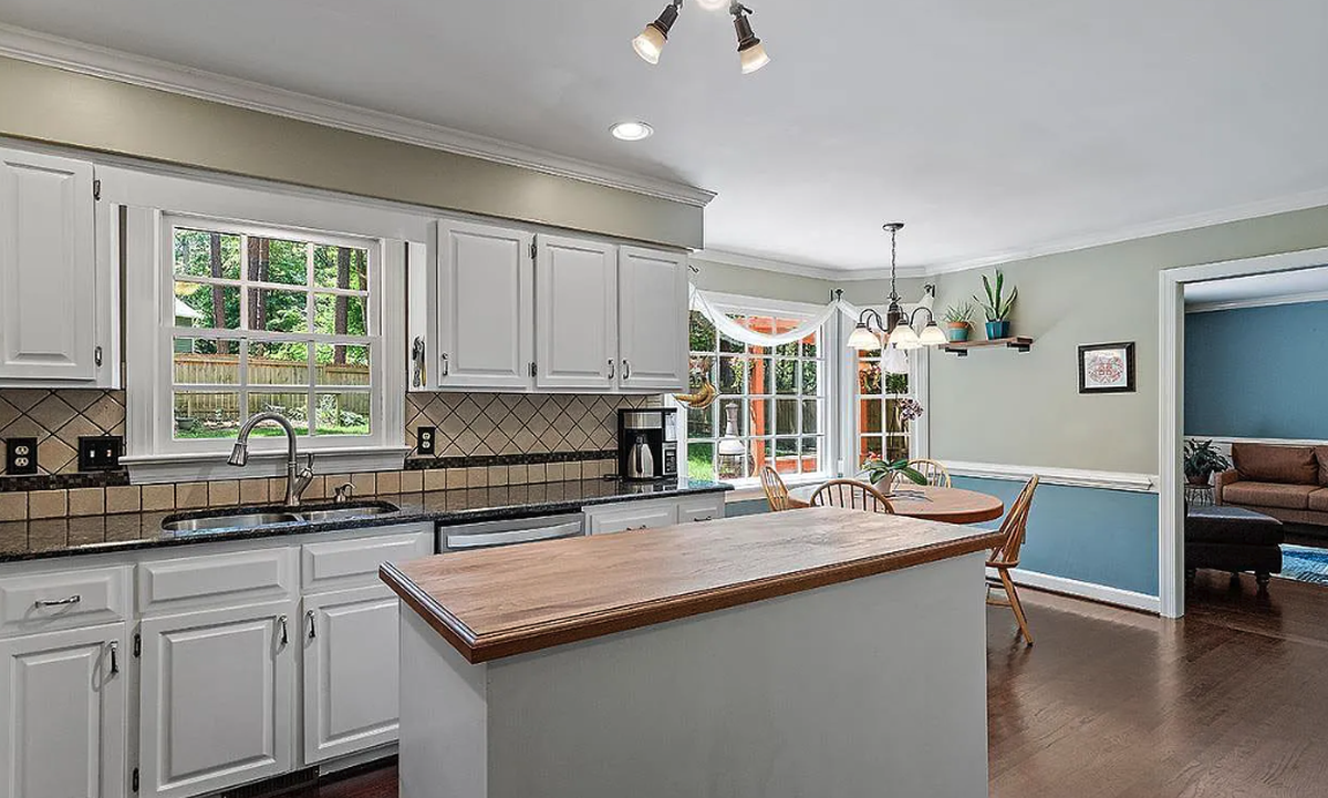 105 Prince William Ln, Cary 27511