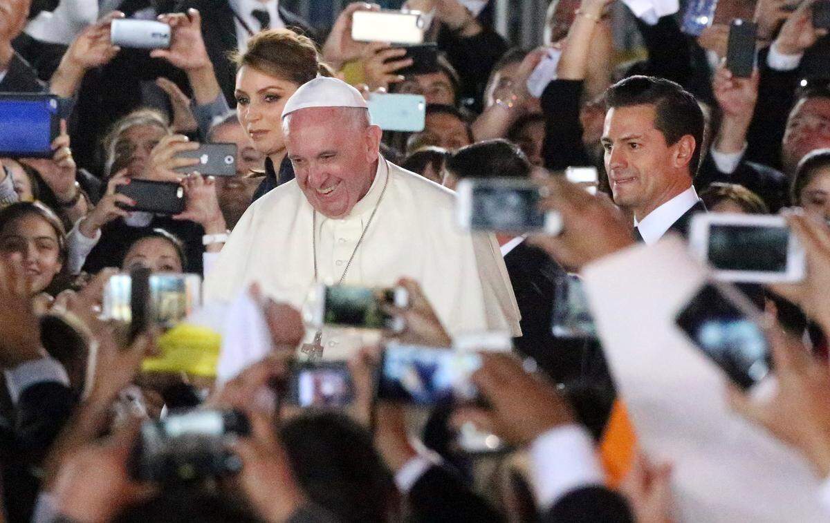Pope Francis departs from Gonzalez Airport after a visit to Mexico in 2016.