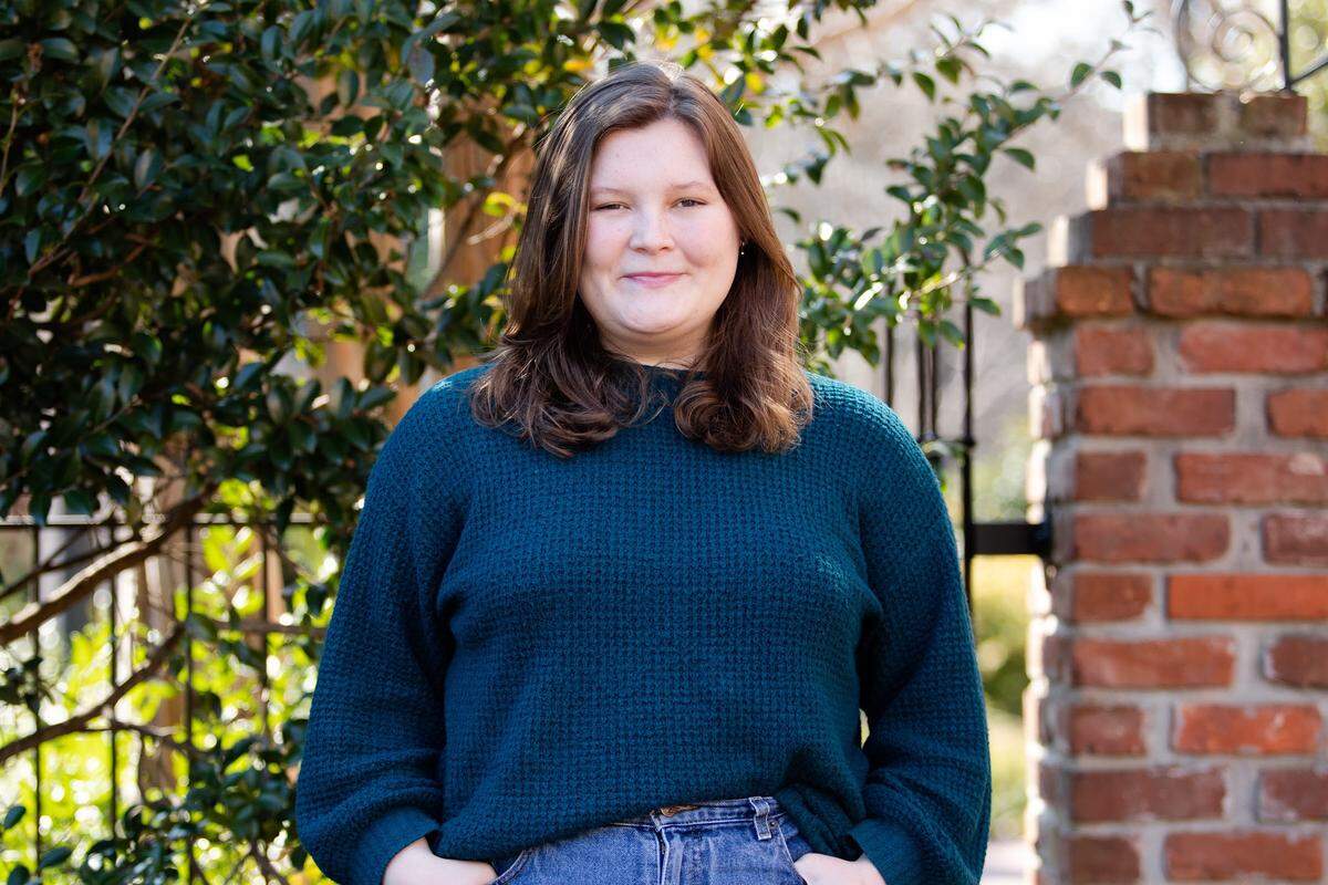 Profile Image of Eva Flowe