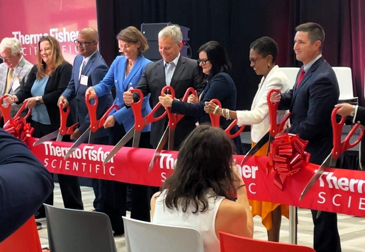 NC Gov. Josh Stein joins local, state and company dignitaries in cutting the ribbon Thursday, Aug. 21, 2025, on Thermo Fisher Scientific’s newest, state-of-the-art research and laboratory precision pipette production facility in Mebane, NC.