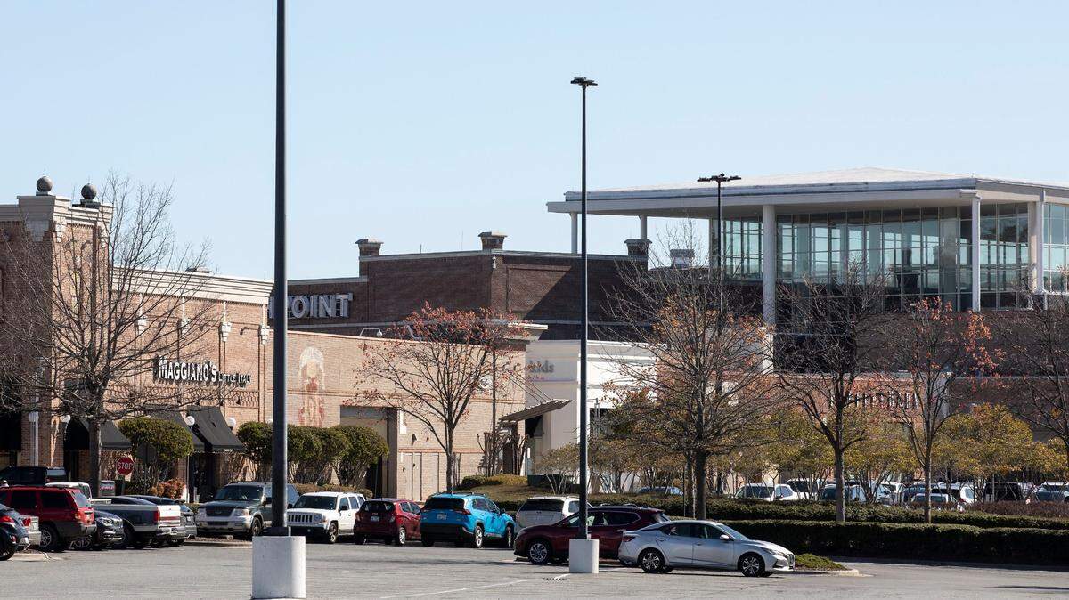 A jewelry store opens soon at The Streets at Southpoint mall in Durham. 