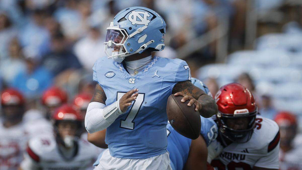North Carolina quarterback Gio Lopez (7) prepares to throw the ball during the first half of UNC’s game against Richmond on Saturday.