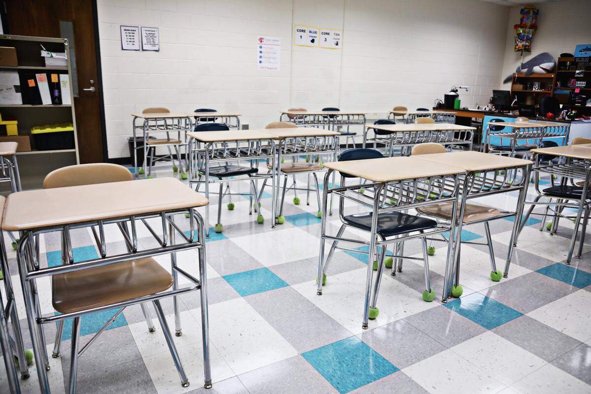 More than 700,000 North Carolina public school students won’t have classes on Friday after school districts closed due to the teacher rally in Raleigh.