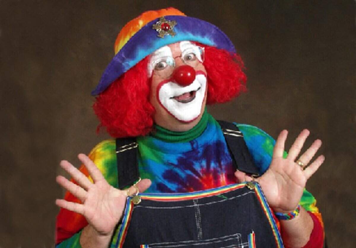 David Bartlett, aka Mr. Rainbow of Raleigh, recorded and sent more than 1,300 songs to a friend in Nebraska while she battled cancer. Judy Quest, also a clown performing as Dear Heart, died in February.