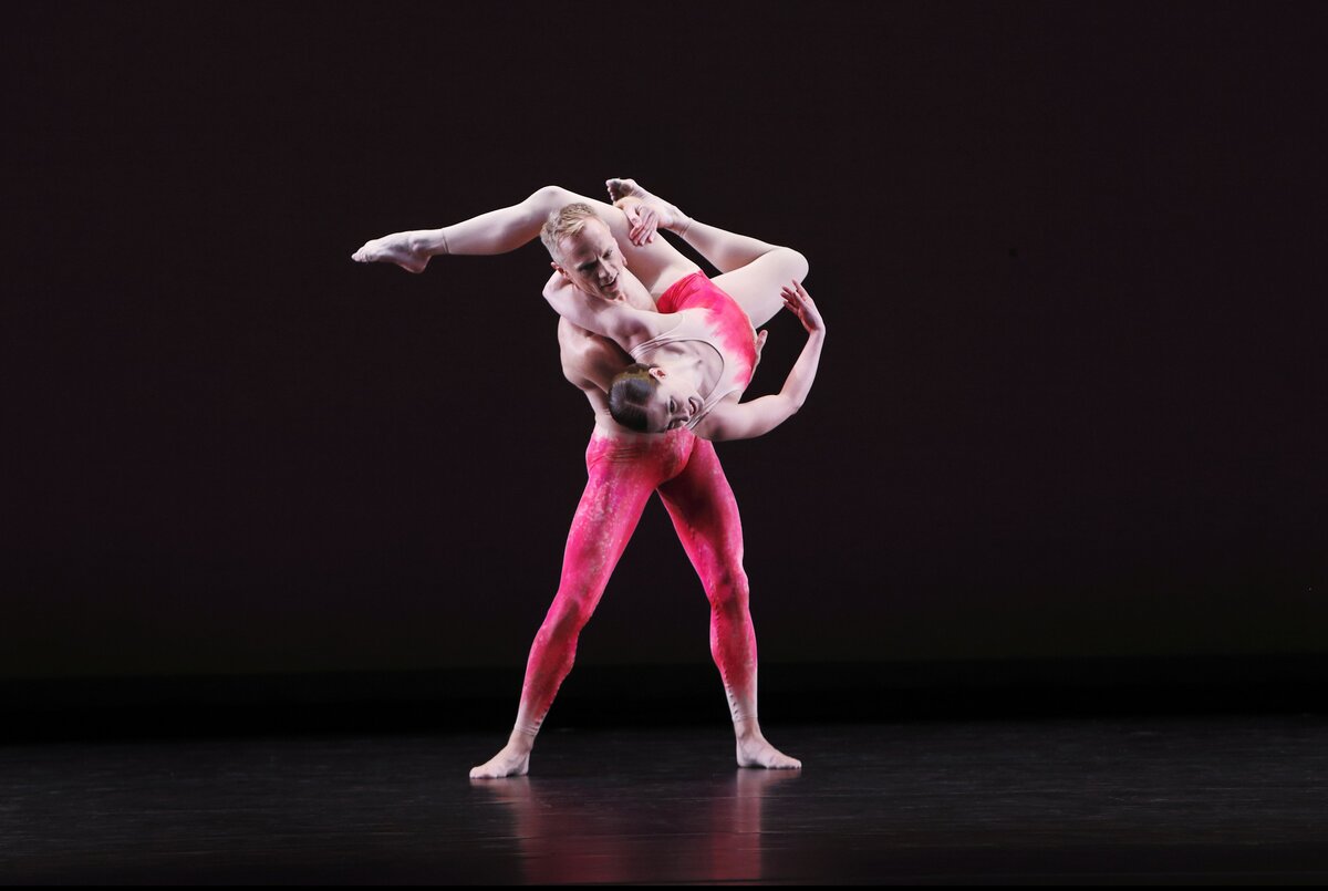 Paul Taylor presented two Taylor works from the 1980s - sumptuous, balletic yet modernistic pieces, although dancing in the last piece, "Mercuric Tidings" was shaky.