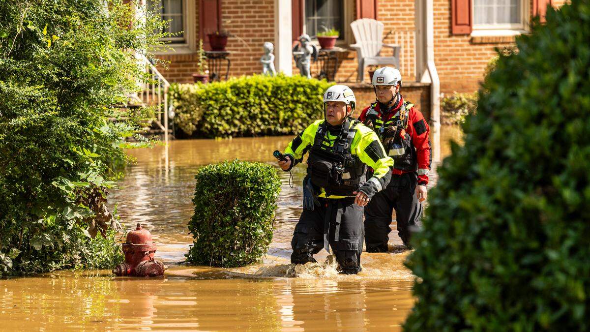 A water rescue unit checks for gas leaks in the Old Farm neighborhood along the Eno River in Durham on Monday morning, July 7, 2025, after Tropical Storm Chantal caused flash flooding.