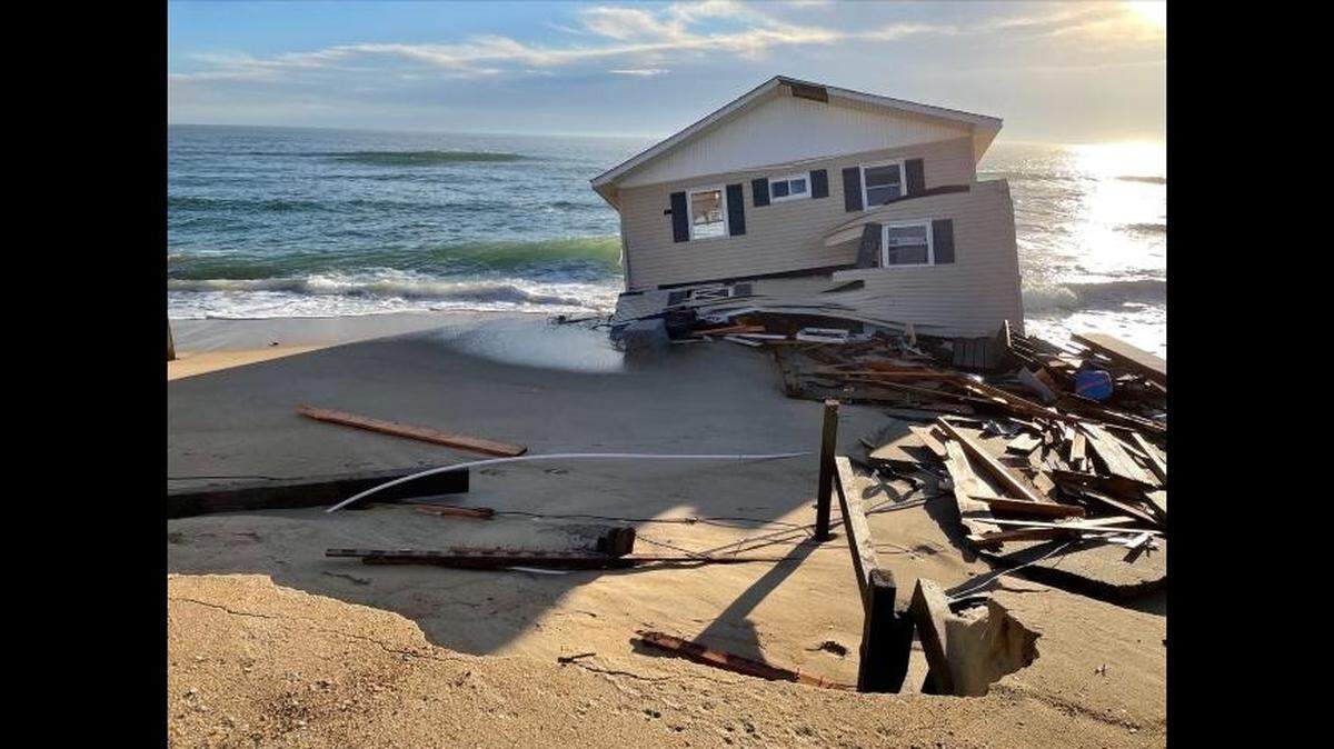 A five-bedroom home in the Rodanthe area of the Outer Banks washed into the ocean, creating debris hazard along miles of beaches, the National Park Service says.
