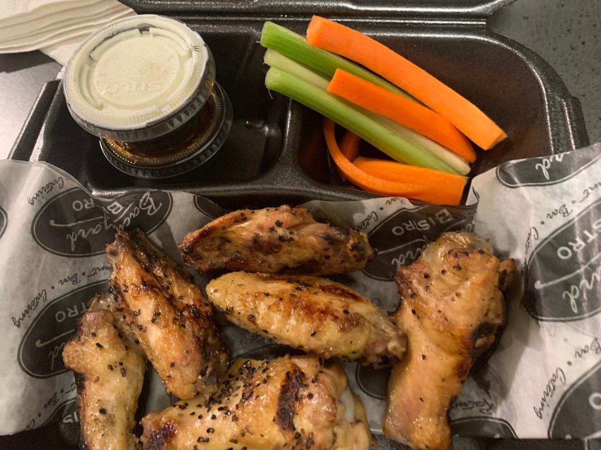 The Backyard Bistro kitchen serves up both fried and grilled wings. Both come with fresh cut celery and carrot sticks, Ranch or blue cheese dressing, and your choice of a dozen sauces (or dry rub).