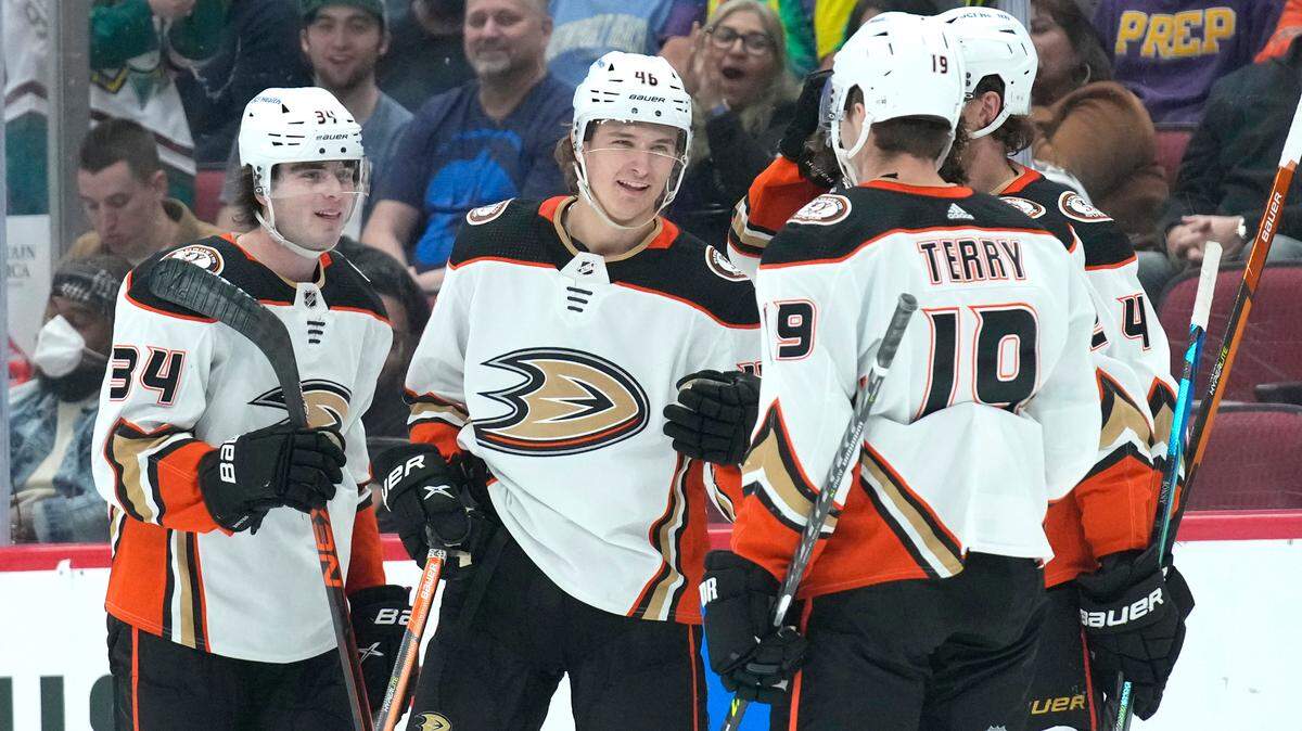 Anaheim Ducks center Trevor Zegras (46) in the first period during an NHL hockey game against the Arizona Coyotes, Friday, April 1, 2022, in Glendale, Ariz. (AP Photo/Rick Scuteri)
