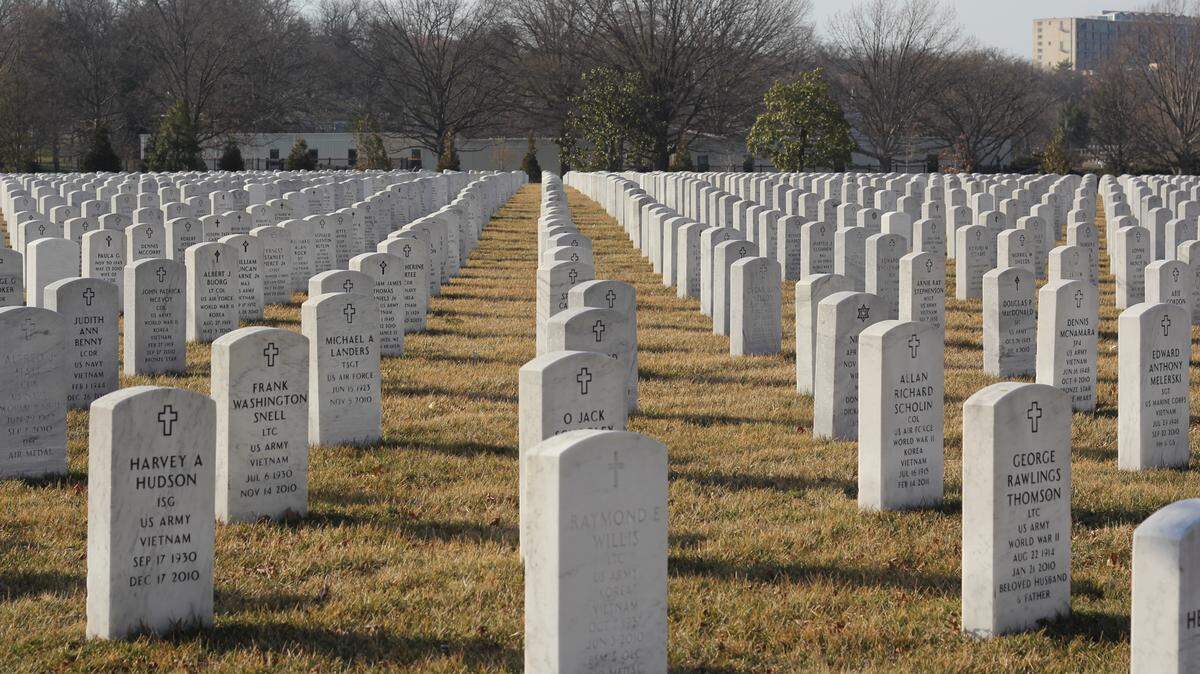 It is an honor to be buried at Arlington Cemetery. Generally, eligibility extends to those who have served for more than 20 years; those who have died in active duty; those who received a Medal of Honor, Purple Heart, Silver Star or service medal; and spouses and dependents of those veterans.