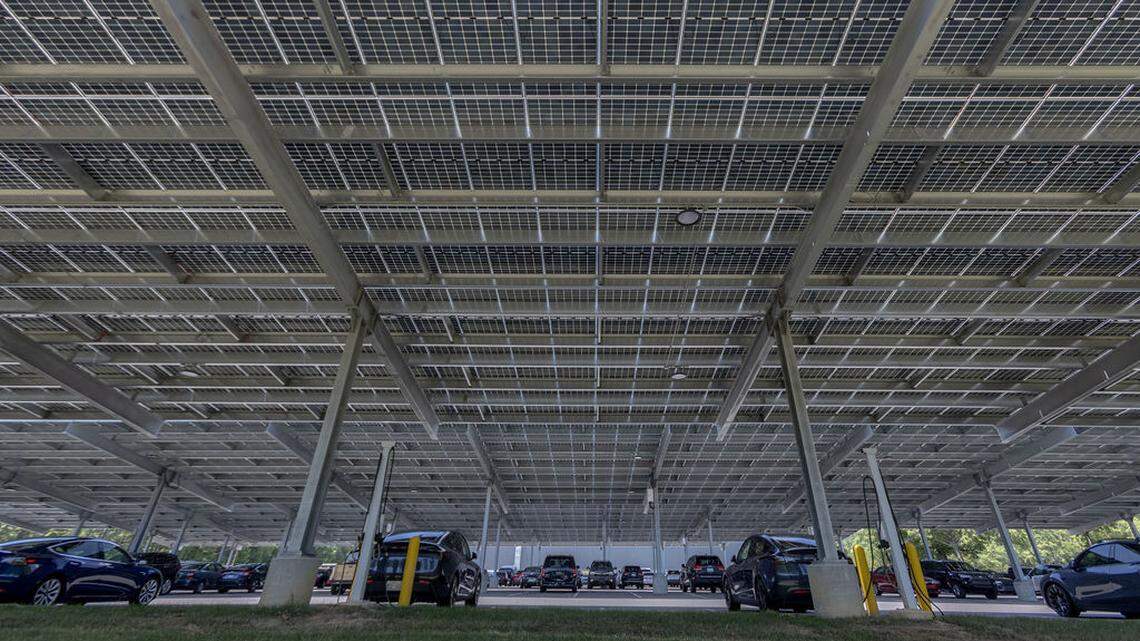 Parking lot power plant: NC factory makes its own electricity from the sun