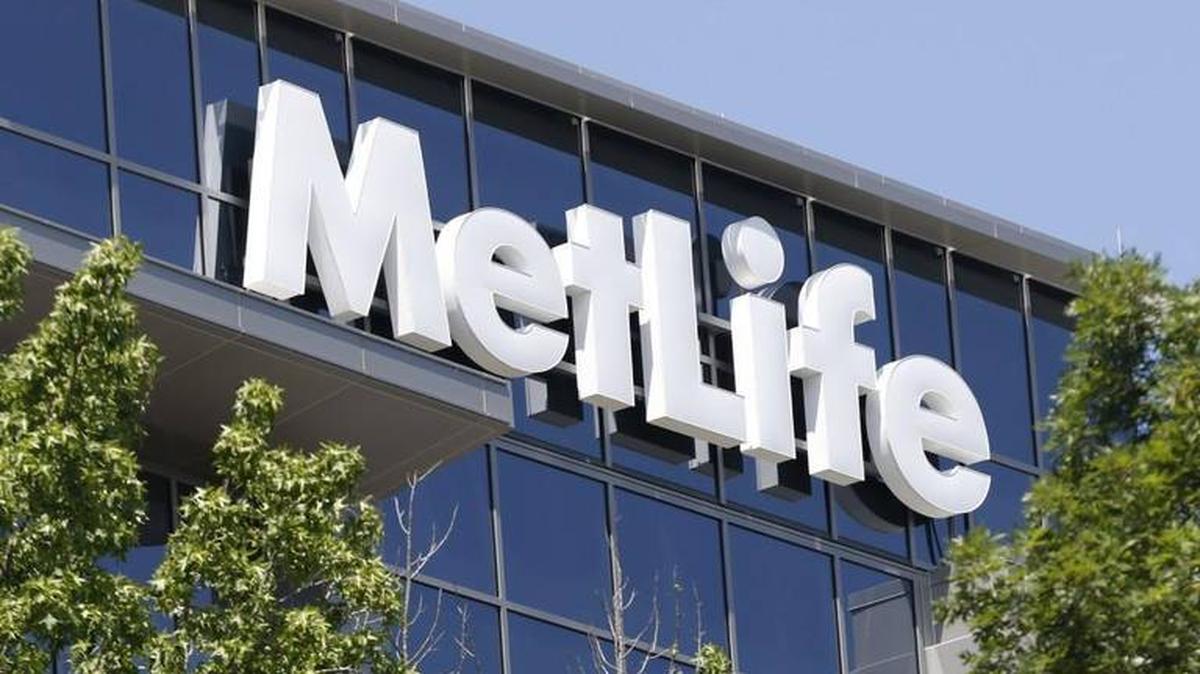 MetLife, employs 2,600 people at its Global Technology campus in Cary. It now looks to hire around 400 more.
