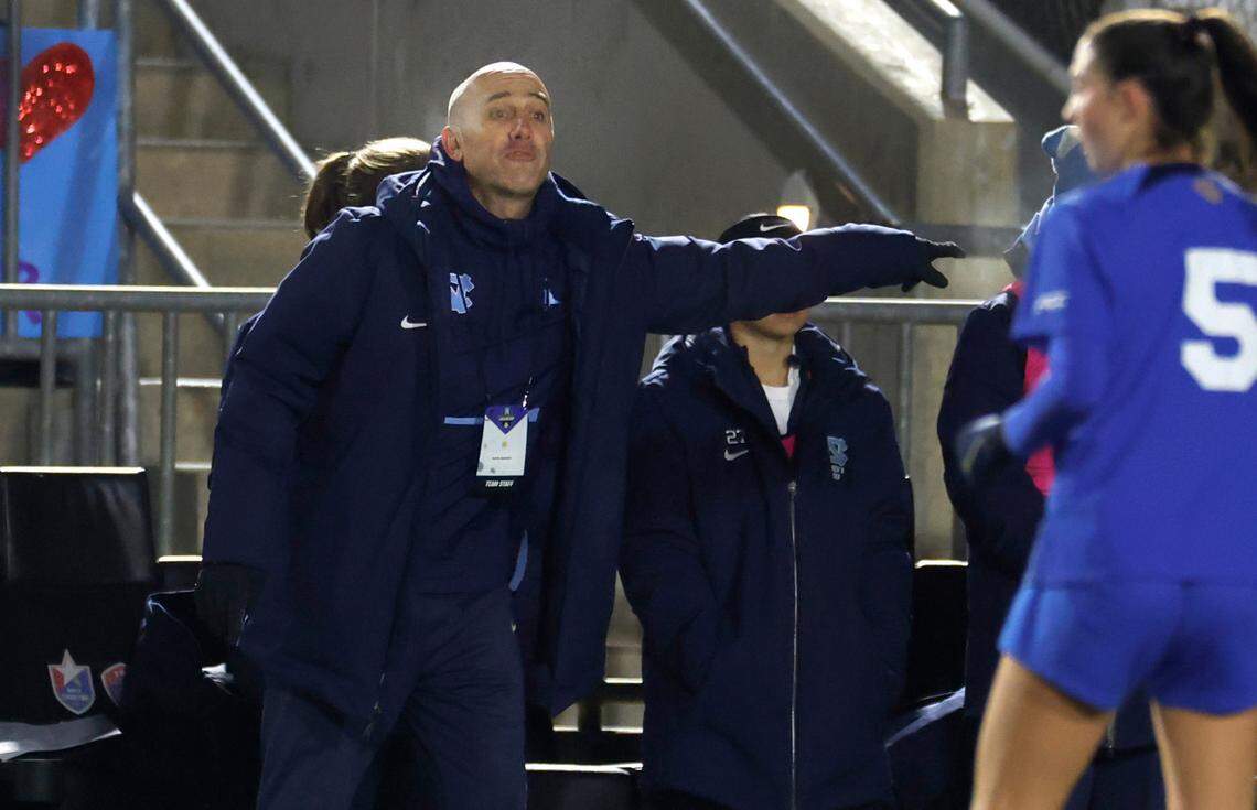 North Carolina interim head coach Damon Nahas instructs his team during the second half of UNC’s 3-0 victory over Duke in the semifinals of the 2024 Women’s College Cup at WakeMed Soccer Park in Cary, N.C., Friday, Dec. 6, 2024.