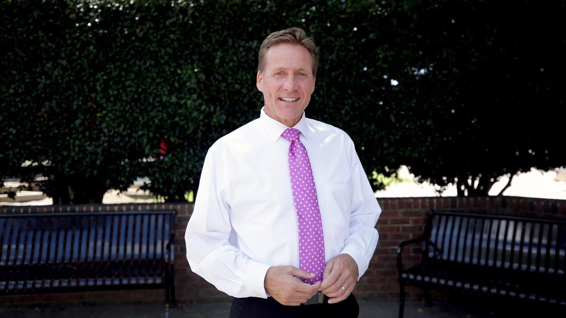 WRAL anchor Jeff Hogan stands for a portrait in 2018. Hogan is leaving WRAL for a new job in Ohio.