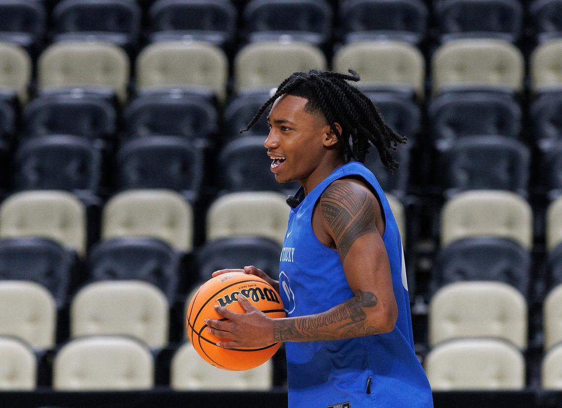 Kentucky’s Rob Dillingham warms up during practice on Wednesday, March 20, 2024, at PPG Paints Arena in Pittsburgh, Pa. The Wildcats will face 14th-seeded Oakland in the first round of the NCAA Tournament on Thursday.