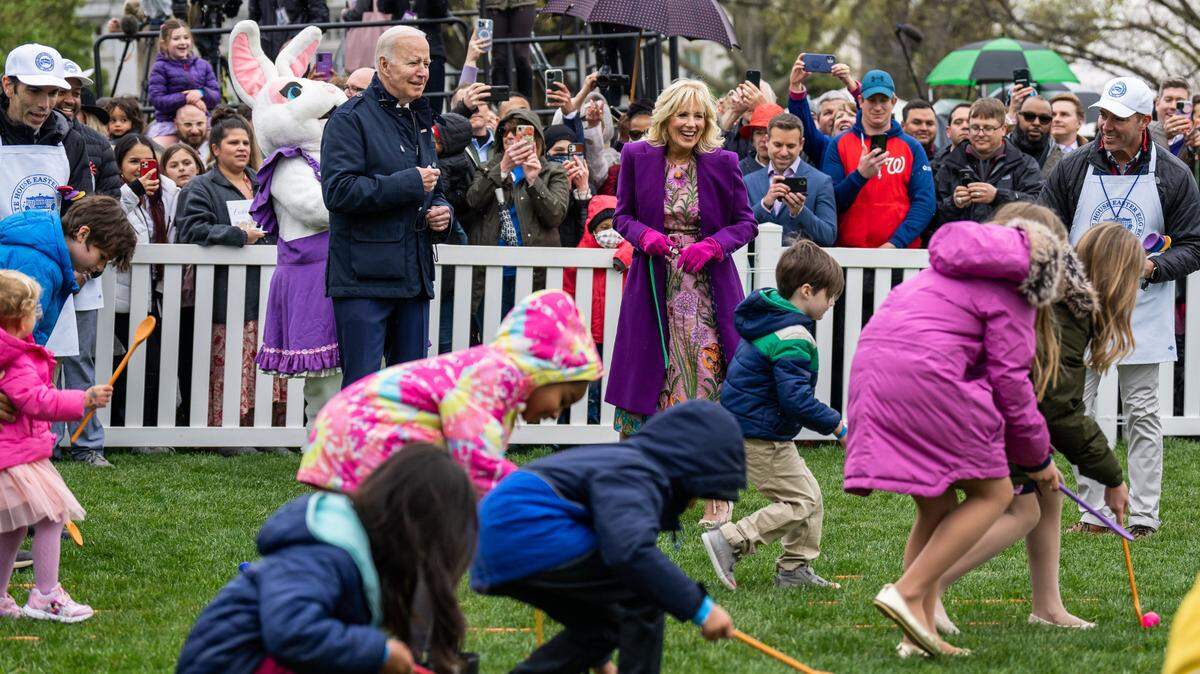 President Joe Biden and First Lady Jill Biden watch children compete in the White House Easter Egg Roll, Monday, April 18, 2022, on the South Lawn of the White House. (Official White House Photo by Adam Schultz)