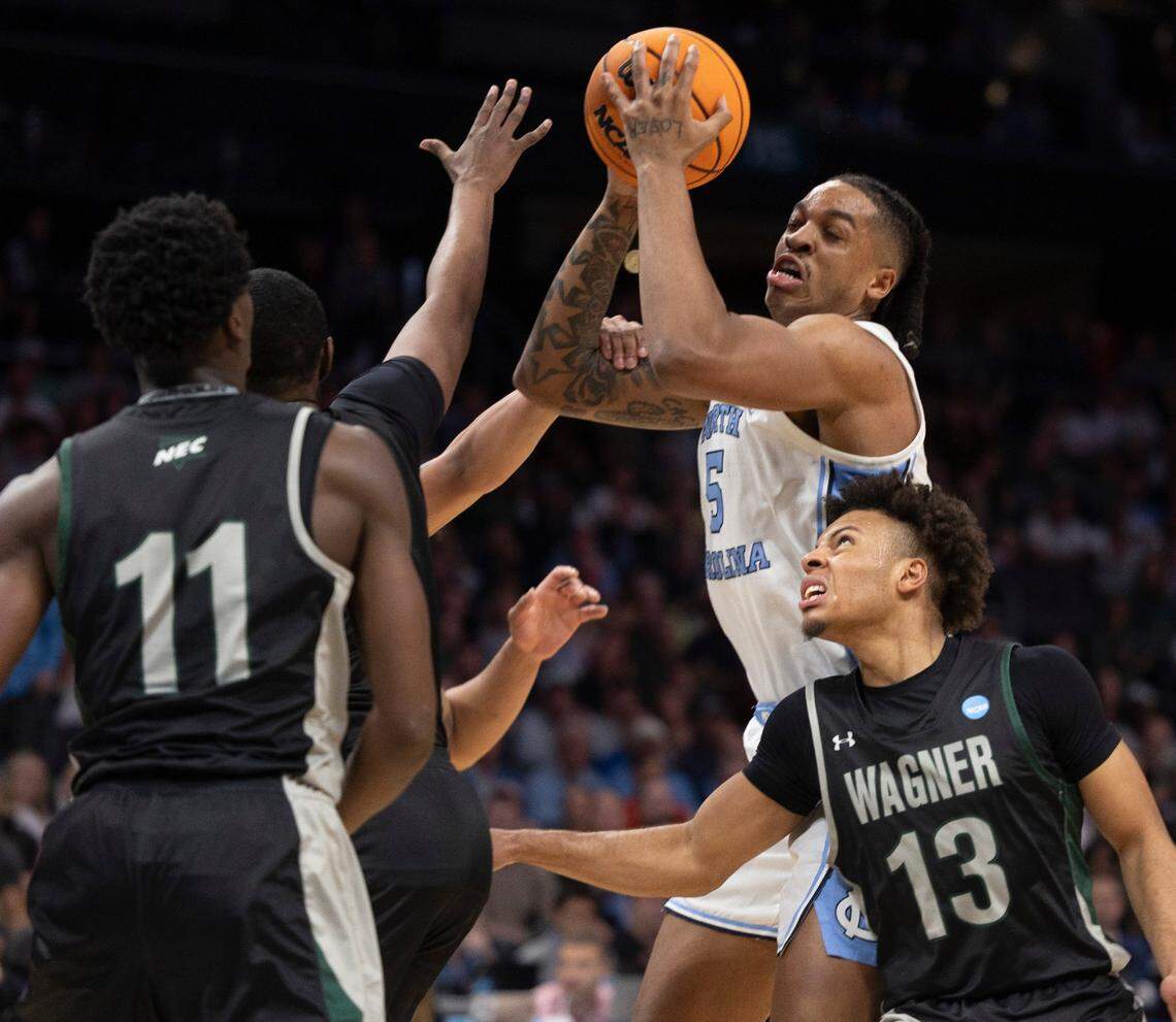 North Carolina and Armando Bacot (5) beat Wagner on Thursday to set up a round-of-32 matchup with Michigan State.
