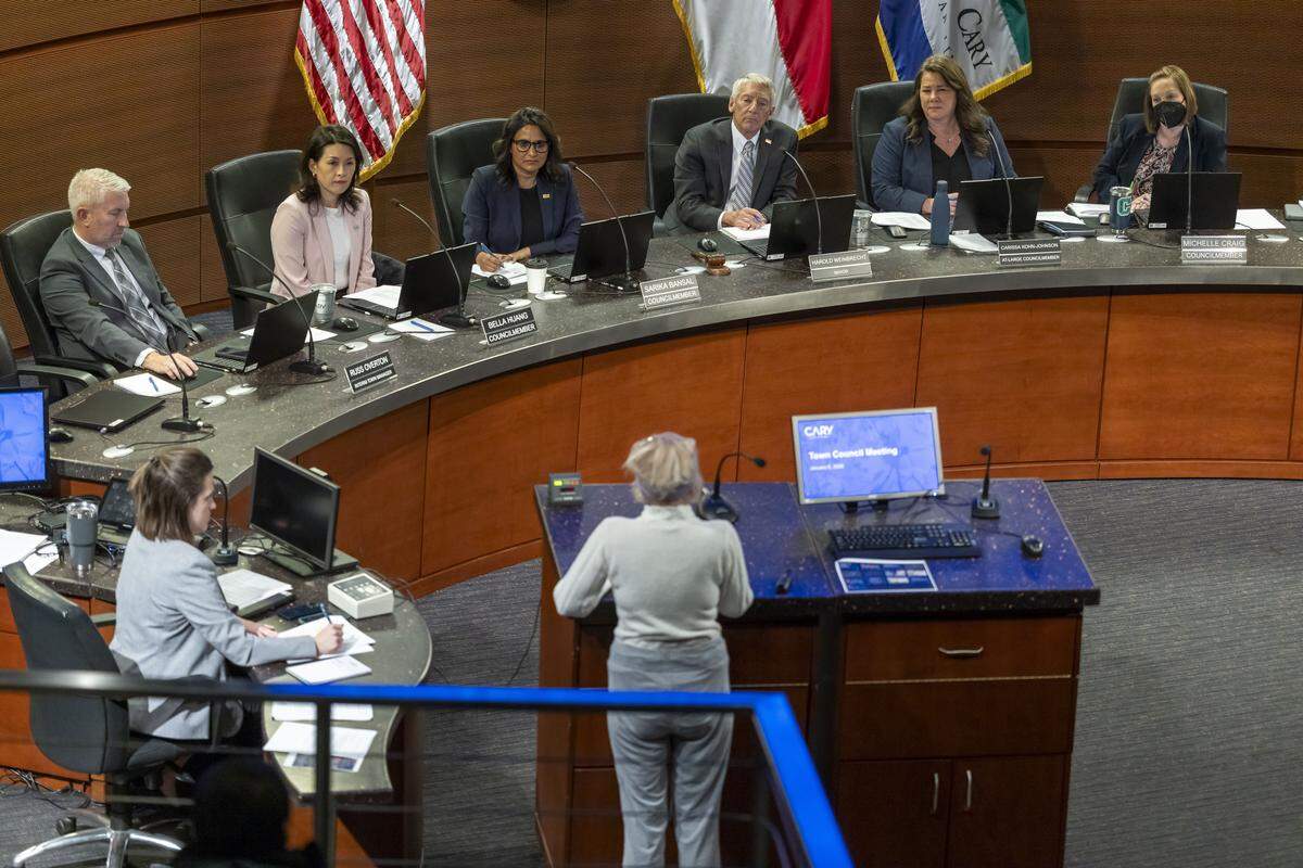 Christine Canner addresses the Cary Town Council during a public hearing on Jan. 8.