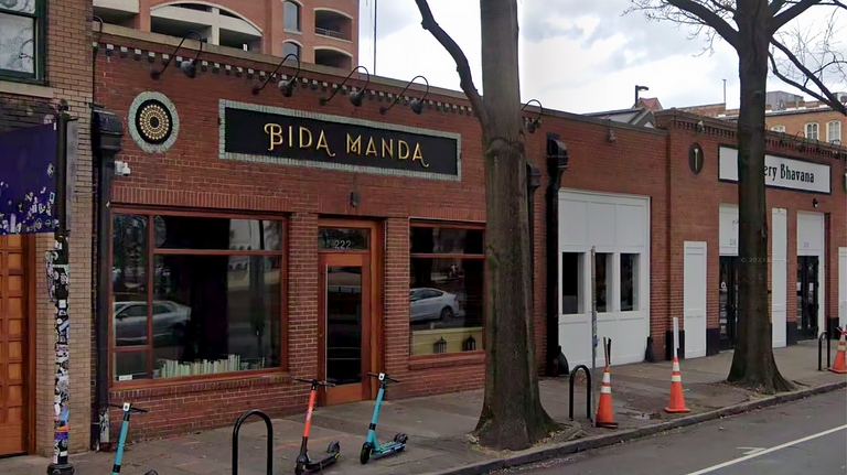 A signature restaurant in downtown Raleigh has new owners. Here’s what’s changed