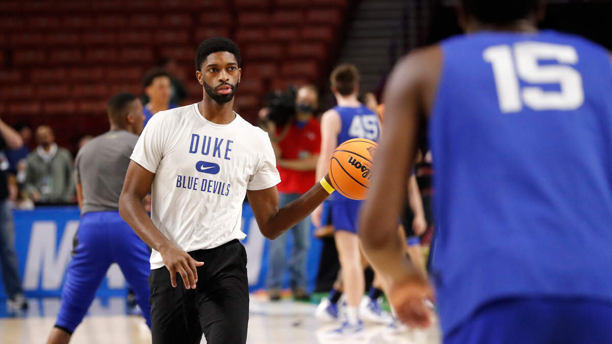 Duke’s director of player development Amile Jefferson works with the team during the Blue Devils’ open practice at the Bon Secours Wellness Arena in Greenville, S.C., Thursday, March 17, 2022.
