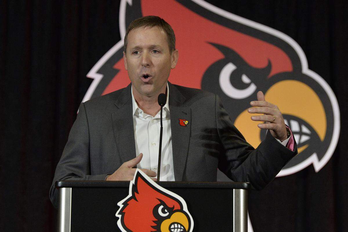 Scott Satterfield speaks to the media and gathered fans following the announcement of his hiring as Louisville’s new head NCAA college football coach in Louisville, Ky., Tuesday, Dec. 4, 2018.